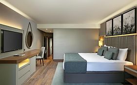 Rixos Sungate - The Land Of Legends Access